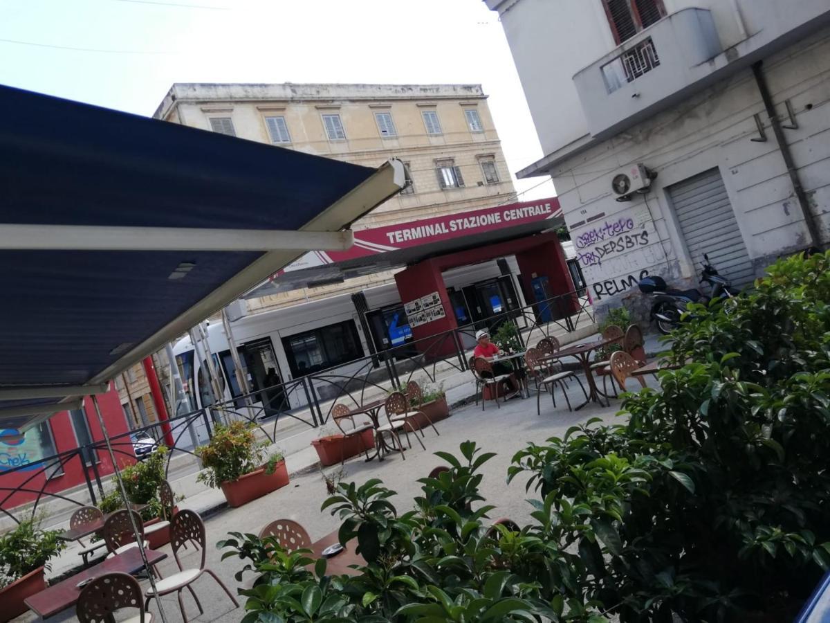 Il Posto Giusto Station Rooms Palermo Exterior foto