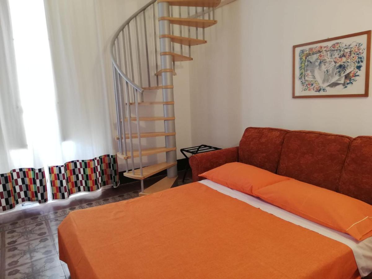 Il Posto Giusto Station Rooms Palermo Exterior foto